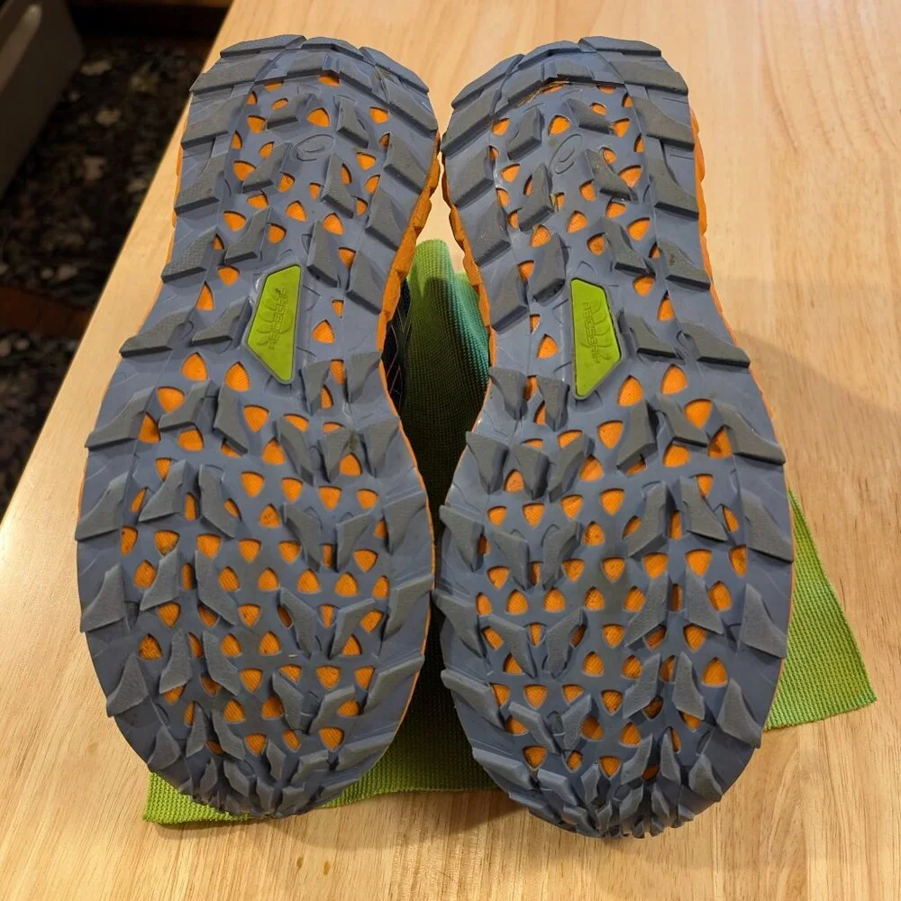 ASICS Trabuco MAX men's size 9 black shocking orange trail running shoes - Picture 10 of 11